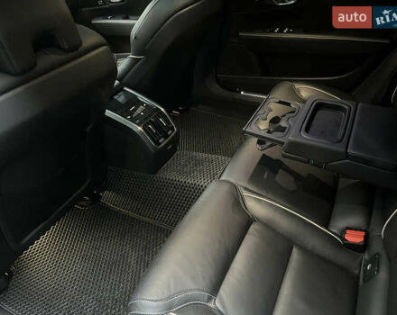 Серый Вольво С90, объемом двигателя 1.97 л и пробегом 114 тыс. км за 28500 $, фото 68 на Automoto.ua