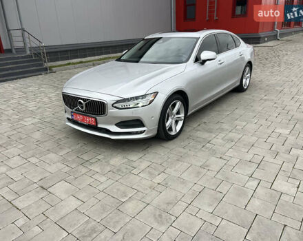 Серый Вольво С90, объемом двигателя 1.97 л и пробегом 115 тыс. км за 20400 $, фото 1 на Automoto.ua