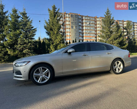 Серый Вольво С90, объемом двигателя 2 л и пробегом 70 тыс. км за 22000 $, фото 1 на Automoto.ua