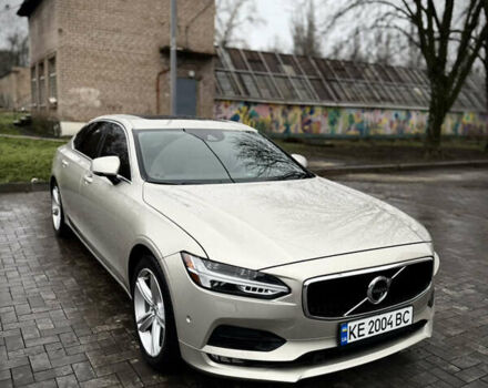 Сірий Вольво S90, об'ємом двигуна 1.97 л та пробігом 91 тис. км за 23000 $, фото 1 на Automoto.ua