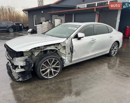 Серый Вольво С90, объемом двигателя 2 л и пробегом 159 тыс. км за 15500 $, фото 1 на Automoto.ua