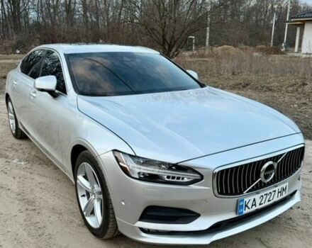 Серый Вольво С90, объемом двигателя 1.97 л и пробегом 120 тыс. км за 23700 $, фото 1 на Automoto.ua