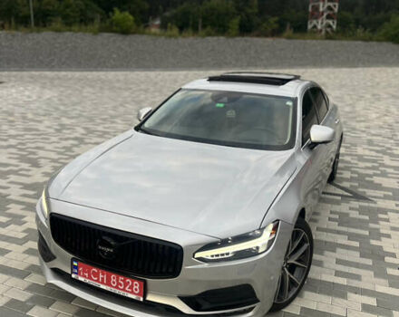 Серый Вольво С90, объемом двигателя 2 л и пробегом 148 тыс. км за 18999 $, фото 1 на Automoto.ua