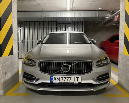 Серый Вольво С90, объемом двигателя 1.97 л и пробегом 48 тыс. км за 40000 $, фото 1 на Automoto.ua