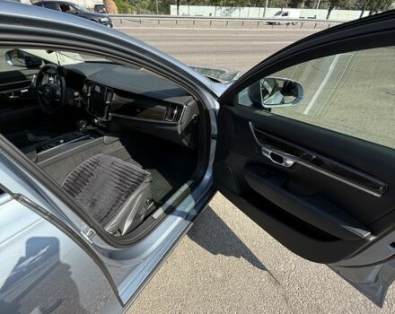 Синій Вольво S90, об'ємом двигуна 2 л та пробігом 105 тис. км за 25000 $, фото 9 на Automoto.ua