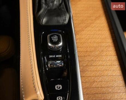 Синій Вольво S90, об'ємом двигуна 1.97 л та пробігом 125 тис. км за 26900 $, фото 26 на Automoto.ua