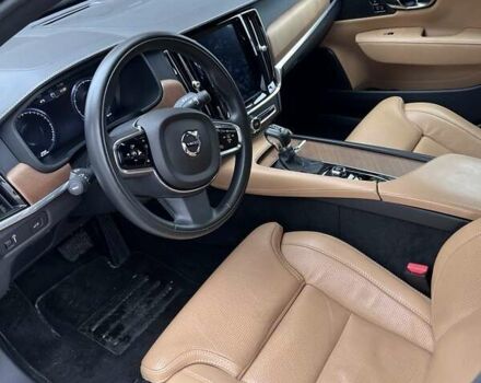 Синий Вольво С90, объемом двигателя 1.97 л и пробегом 117 тыс. км за 36500 $, фото 1 на Automoto.ua