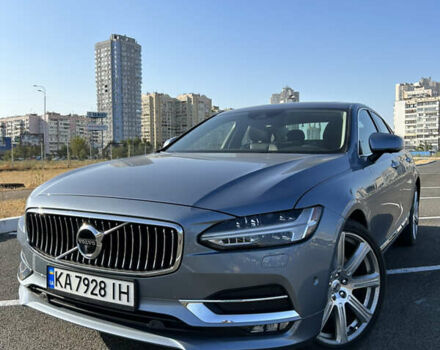 Синій Вольво S90, об'ємом двигуна 2 л та пробігом 49 тис. км за 31299 $, фото 1 на Automoto.ua