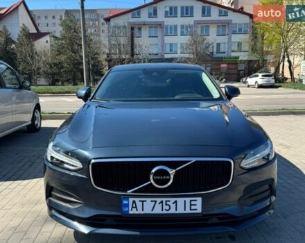 Синий Вольво С90, объемом двигателя 1.97 л и пробегом 288 тыс. км за 20200 $, фото 1 на Automoto.ua