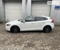 Белый Вольво В40, объемом двигателя 2 л и пробегом 62 тыс. км за 14500 $, фото 4 на Automoto.ua