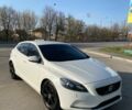 Білий Вольво V40, об'ємом двигуна 1.6 л та пробігом 150 тис. км за 11000 $, фото 2 на Automoto.ua