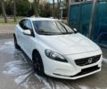 Білий Вольво V40, об'ємом двигуна 1.59 л та пробігом 245 тис. км за 11000 $, фото 1 на Automoto.ua