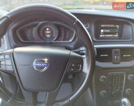 Белый Вольво В40, объемом двигателя 1.56 л и пробегом 118 тыс. км за 11600 $, фото 44 на Automoto.ua