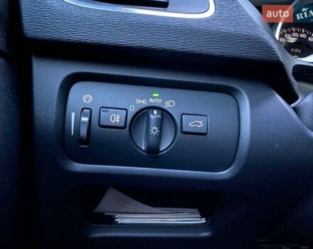 Белый Вольво В40, объемом двигателя 1.6 л и пробегом 139 тыс. км за 12700 $, фото 15 на Automoto.ua