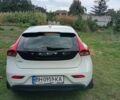 Білий Вольво V40, об'ємом двигуна 1.56 л та пробігом 134 тис. км за 10200 $, фото 3 на Automoto.ua