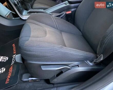 Белый Вольво В40, объемом двигателя 1.6 л и пробегом 139 тыс. км за 12700 $, фото 14 на Automoto.ua