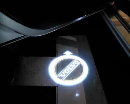 Белый Вольво В40, объемом двигателя 1.56 л и пробегом 118 тыс. км за 11600 $, фото 13 на Automoto.ua