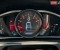 Белый Вольво В40, объемом двигателя 2.5 л и пробегом 185 тыс. км за 11200 $, фото 13 на Automoto.ua