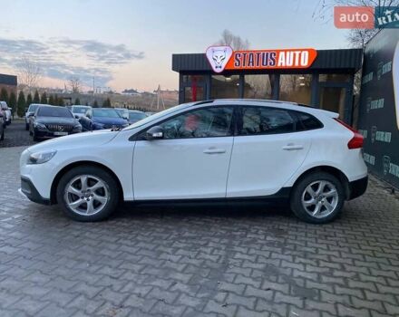 Белый Вольво В40, объемом двигателя 1.6 л и пробегом 139 тыс. км за 12700 $, фото 3 на Automoto.ua