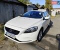 Білий Вольво V40, об'ємом двигуна 1.56 л та пробігом 117 тис. км за 9000 $, фото 1 на Automoto.ua