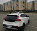 Белый Вольво В40, объемом двигателя 1.6 л и пробегом 125 тыс. км за 12500 $, фото 2 на Automoto.ua