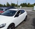 Белый Вольво В40, объемом двигателя 1.6 л и пробегом 151 тыс. км за 13100 $, фото 2 на Automoto.ua