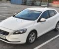 Білий Вольво V40, об'ємом двигуна 1.56 л та пробігом 202 тис. км за 9900 $, фото 1 на Automoto.ua
