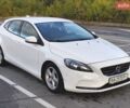 Білий Вольво V40, об'ємом двигуна 1.56 л та пробігом 202 тис. км за 9900 $, фото 10 на Automoto.ua