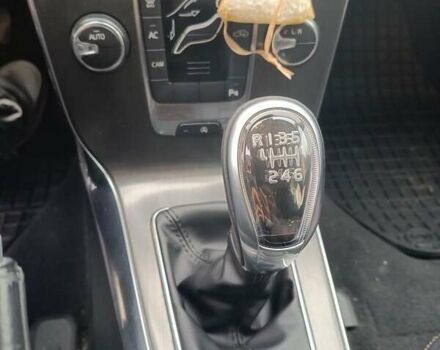 Білий Вольво V40, об'ємом двигуна 1.6 л та пробігом 253 тис. км за 10700 $, фото 25 на Automoto.ua