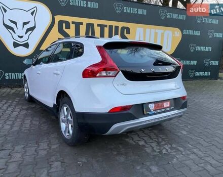 Белый Вольво В40, объемом двигателя 1.6 л и пробегом 139 тыс. км за 12700 $, фото 5 на Automoto.ua