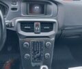 Білий Вольво V40, об'ємом двигуна 1.6 л та пробігом 158 тис. км за 10200 $, фото 3 на Automoto.ua