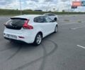 Белый Вольво В40, объемом двигателя 1.56 л и пробегом 236 тыс. км за 9999 $, фото 7 на Automoto.ua