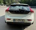 Белый Вольво В40, объемом двигателя 1.6 л и пробегом 190 тыс. км за 11600 $, фото 11 на Automoto.ua