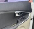 Білий Вольво V40, об'ємом двигуна 1.6 л та пробігом 195 тис. км за 13350 $, фото 35 на Automoto.ua
