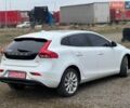 Белый Вольво В40, объемом двигателя 1.6 л и пробегом 195 тыс. км за 13400 $, фото 4 на Automoto.ua