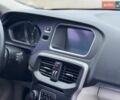 Білий Вольво V40, об'ємом двигуна 1.6 л та пробігом 195 тис. км за 13350 $, фото 33 на Automoto.ua