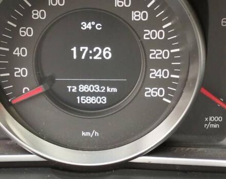 Білий Вольво V40, об'ємом двигуна 1.56 л та пробігом 158 тис. км за 10000 $, фото 8 на Automoto.ua