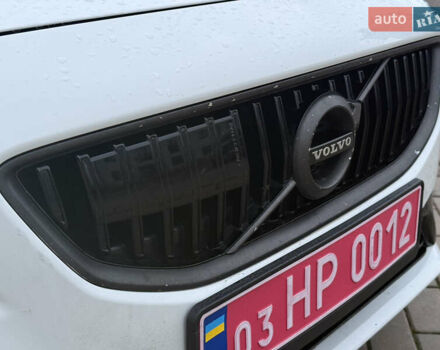 Белый Вольво В40, объемом двигателя 2 л и пробегом 203 тыс. км за 16500 $, фото 8 на Automoto.ua