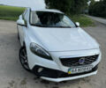 Вольво В40 2016 в Киеве на Automoto.ua Белый Вольво В40, объемом двигателя 1.97 л и пробегом 174 тыс. км за 15000 $, фото 2 на Automoto.ua