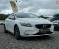 Белый Вольво В40, объемом двигателя 1.97 л и пробегом 150 тыс. км за 13200 $, фото 1 на Automoto.ua