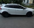 Білий Вольво V40, об'ємом двигуна 2 л та пробігом 140 тис. км за 14000 $, фото 3 на Automoto.ua