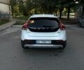 Білий Вольво V40, об'ємом двигуна 2 л та пробігом 140 тис. км за 14000 $, фото 2 на Automoto.ua