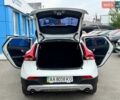 Белый Вольво В40, объемом двигателя 2 л и пробегом 175 тыс. км за 16499 $, фото 15 на Automoto.ua