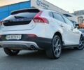 Білий Вольво V40, об'ємом двигуна 2 л та пробігом 175 тис. км за 16599 $, фото 3 на Automoto.ua