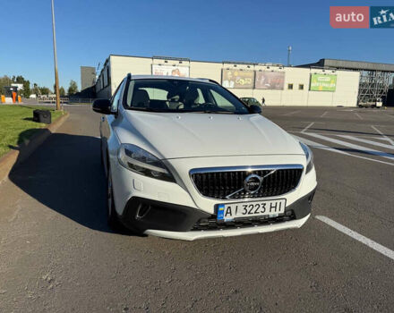 Белый Вольво В40, объемом двигателя 1.97 л и пробегом 151 тыс. км за 17700 $, фото 5 на Automoto.ua