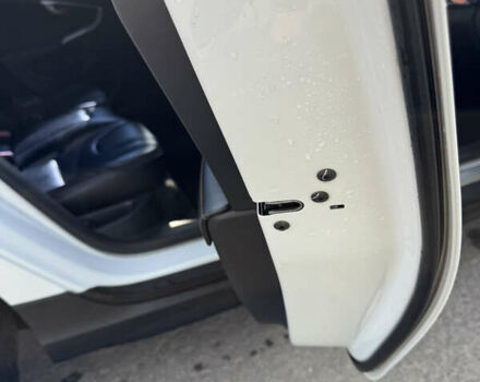 Вольво В40 2016 в Киеве на Automoto.ua Белый Вольво В40, объемом двигателя 1.97 л и пробегом 174 тыс. км за 15000 $, фото 21 на Automoto.ua