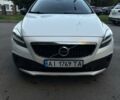 Білий Вольво V40, об'ємом двигуна 2 л та пробігом 140 тис. км за 14000 $, фото 1 на Automoto.ua