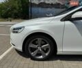 Білий Вольво V40, об'ємом двигуна 1.97 л та пробігом 165 тис. км за 15500 $, фото 12 на Automoto.ua