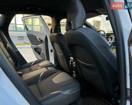 Белый Вольво В40, объемом двигателя 2 л и пробегом 316 тыс. км за 13399 $, фото 32 на Automoto.ua