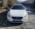 Белый Вольво В40, объемом двигателя 1.97 л и пробегом 85 тыс. км за 16000 $, фото 1 на Automoto.ua